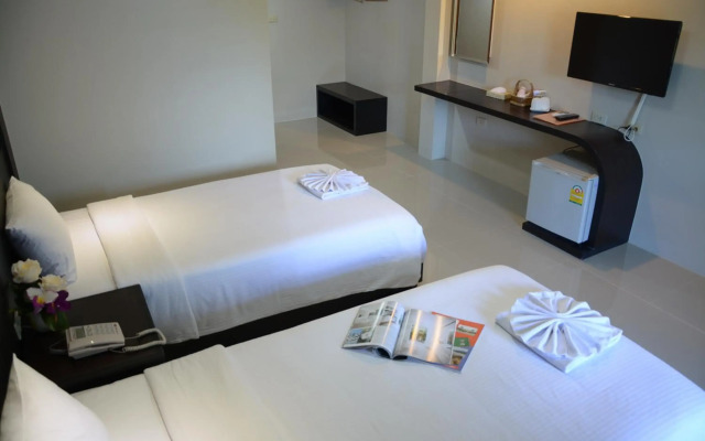 S2 Hotel