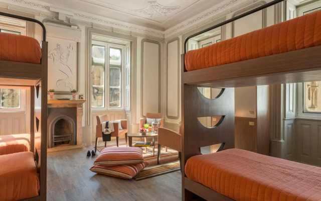 Serenata Hostel