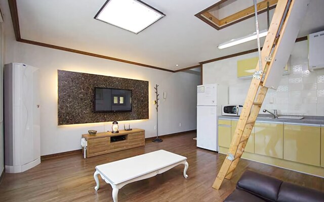 Tongyeong Sea Star Pension