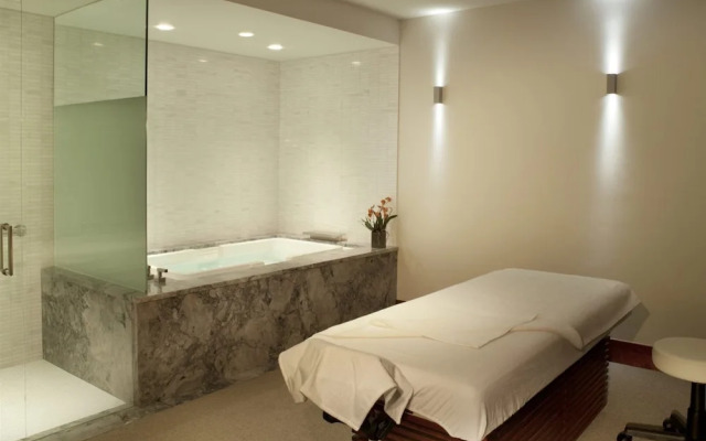 Luxury Vail Solaris Studio Vacation Rental Set at the Base of the Mountain Just Steps From the Gondola