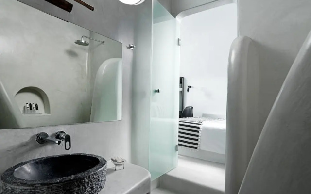 Tholos Resort Hotel