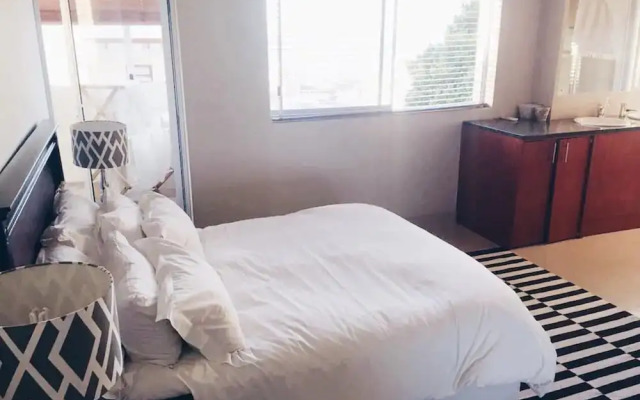 Sea Facing Apartment With Views