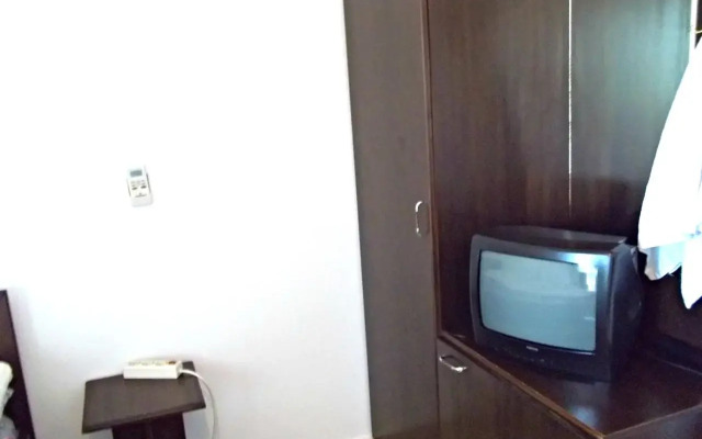 Hotel Trifon Kaludhi