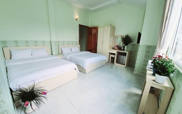 Dalat Pho Hotel