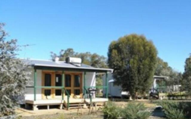 Stone Hut Cottages