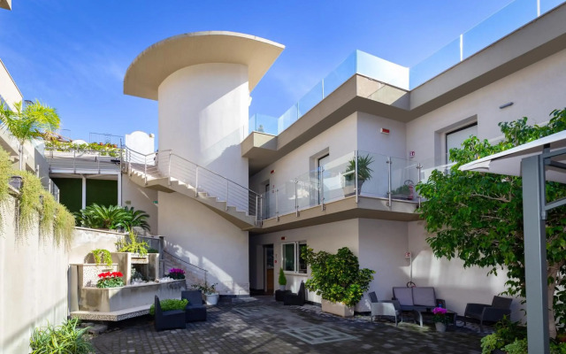 Zeus Residence Hotel
