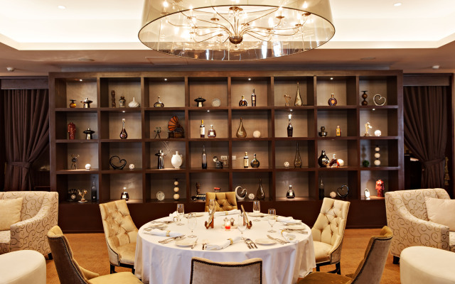 Joy Nostalg Hotel and Suites Manila Managed by The Ascott Limited