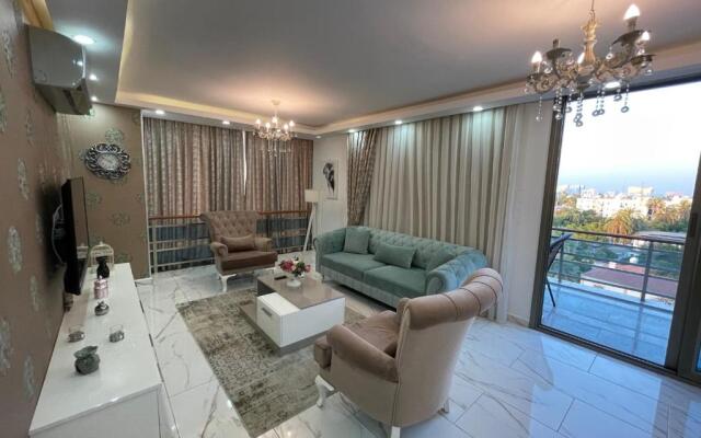 Elegant 2+1 Flat in the Heart of Kyrenia + wifi