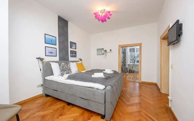 Spacious 2BR Stay for 6 Heart of Mödling