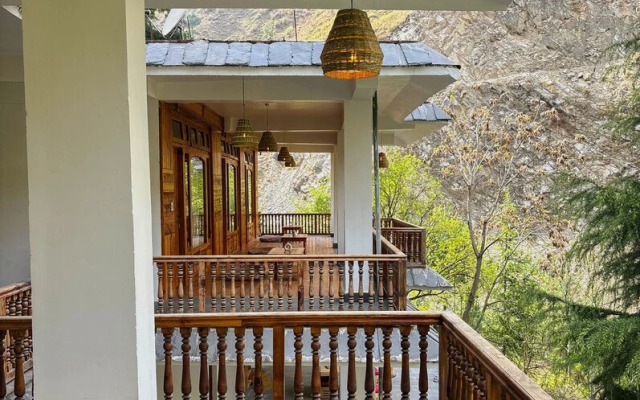 The Woods - Tirthan Valley