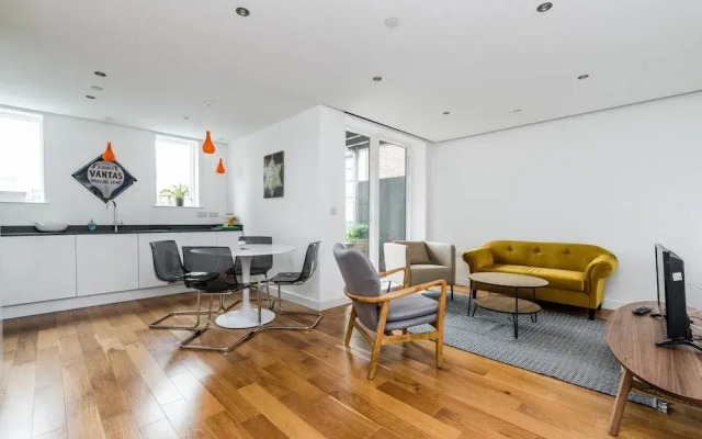 NEW Modern 2BD Flat in Shoreditch With Balcony