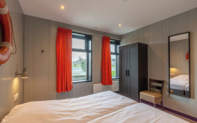 Spacious 22 Persons Holiday Home in Callantsoog