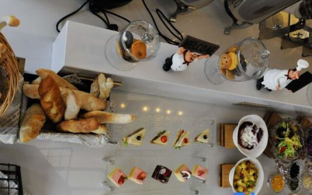 Echarm Hotel (Kunming Changshui International Airport)