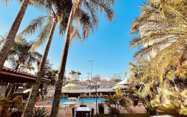 Hotel Jaguary e Residence