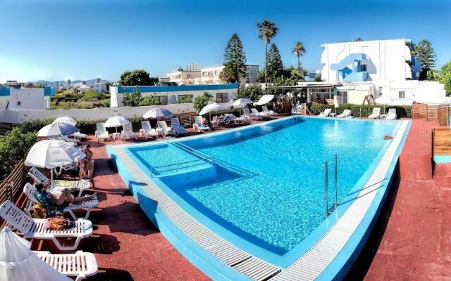 Villa Andrews Hotel