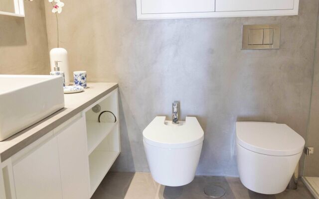 Alfama Blue Studio Loft Apartment - by LU Holidays