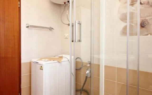 Ljube - Quiet Location & Close to the Beach - A1