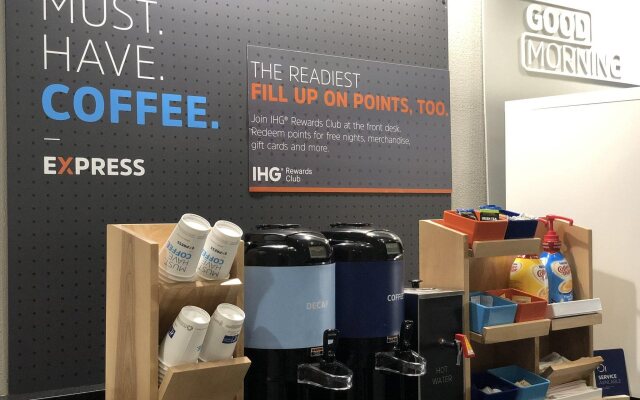 Atwell Suites Austin Airport by IHG