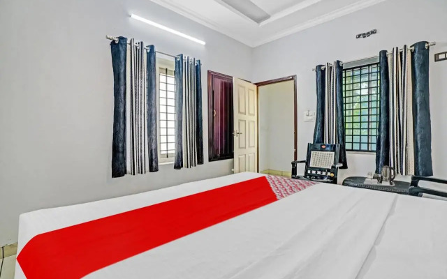 Oyo Flagship 808201 Hornbill Residency
