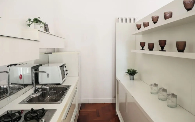 Elegant Apartment At Chiaia By Wonderful Italy