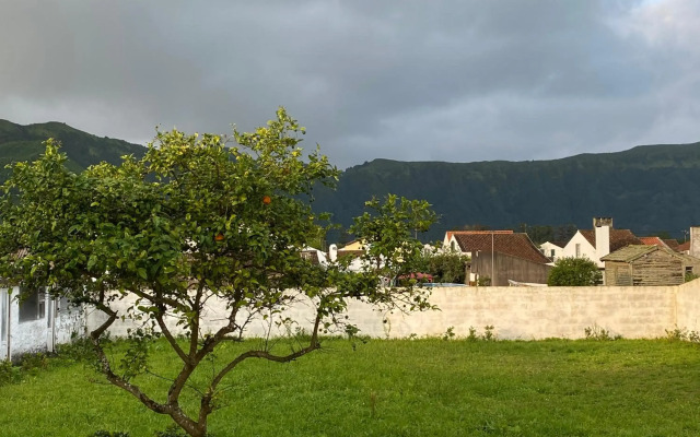 THE CEDAR TREE HOUSE Studio 48