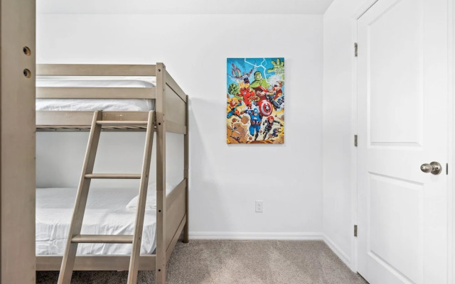 Lovely Townhome Sleeps 8 Eve101