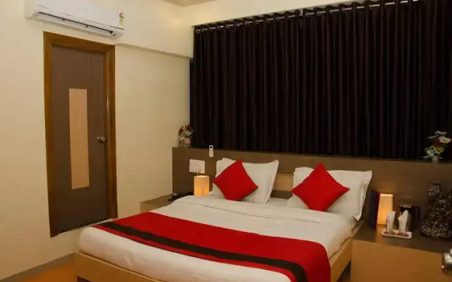 OYO Rooms Prahlad Nagar Garden 3
