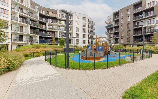 Cozy Apartment Marywilska by Renters