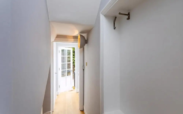 Two Bed Notting Hill Gem