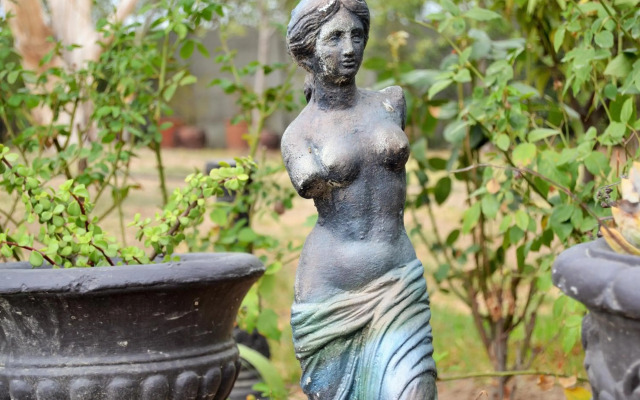 Versailles Self-Catering