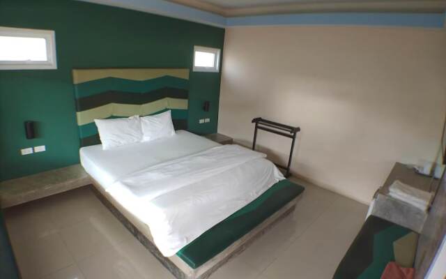 Suwannaphum Trang Resort