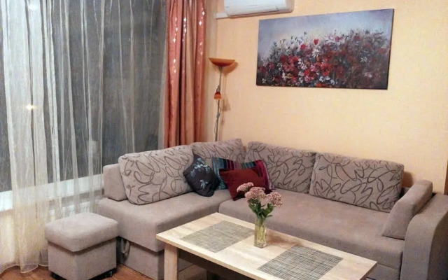 ANTONIO APARTMEnT