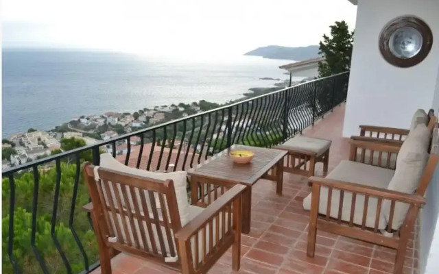 Apartment in Llançà, Girona 103554 by MO Rentals