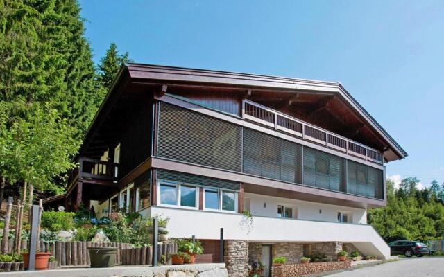 Apartment in Neukirchen with a reception