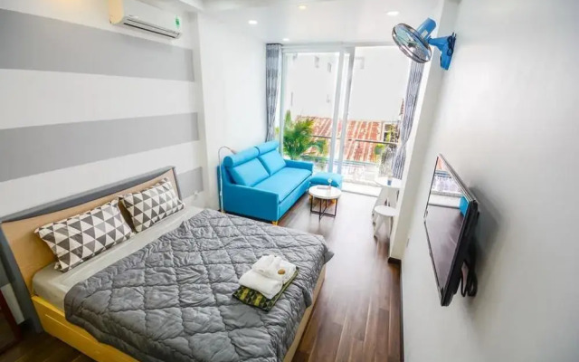 The Nguyens Café NHC