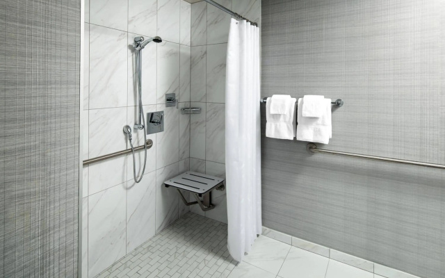 Sheraton Grand Los Angeles