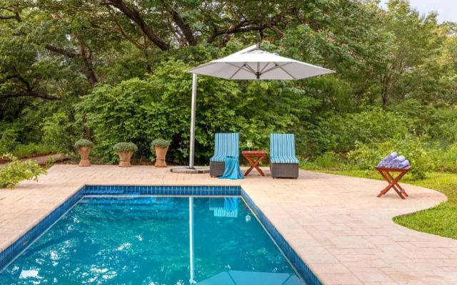 Mbano Manor Hotel Victoria Falls