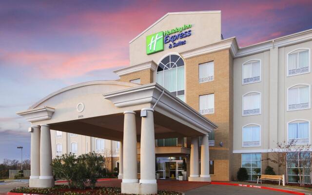 Holiday Inn Express Hotel & Suites Sherman Highway 75, an IHG Hotel