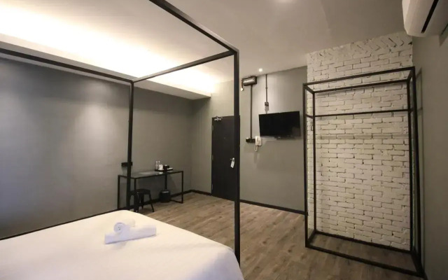 68 Hotel