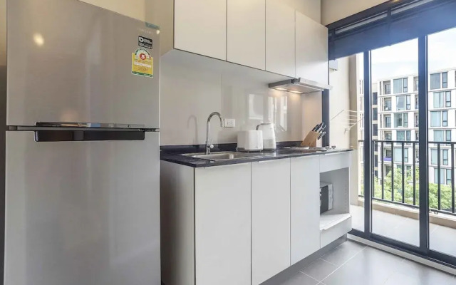 Favstay - The Base Uptown Phuket