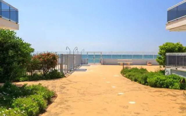 UHC Riviera Family Apartments