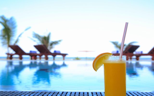 Whispering Palms Hotel