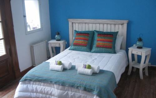 Reyna Violeta Bed & Breakfast