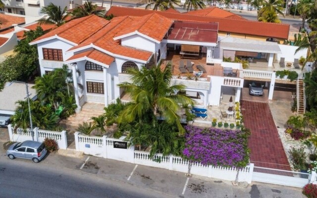 Beach White Villa Aruba