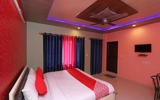 S.J Hotel's by OYO Rooms