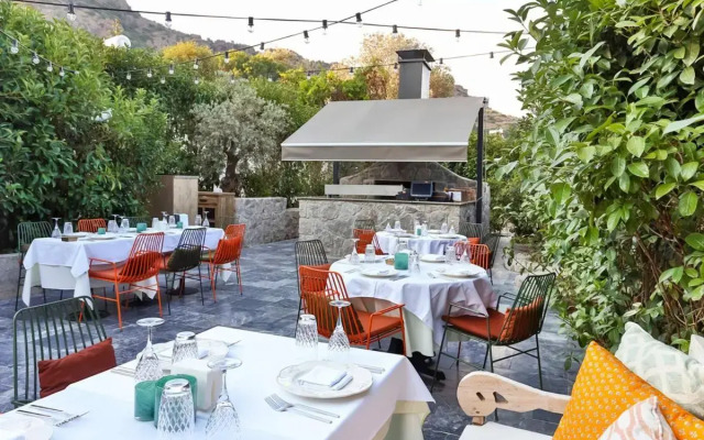 Bella Sombra Hotel