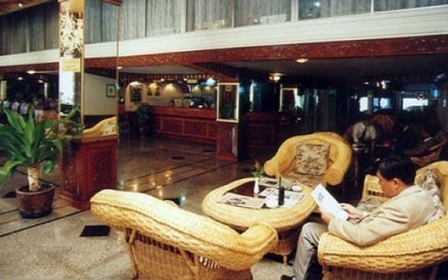 Royal Palace Hotel