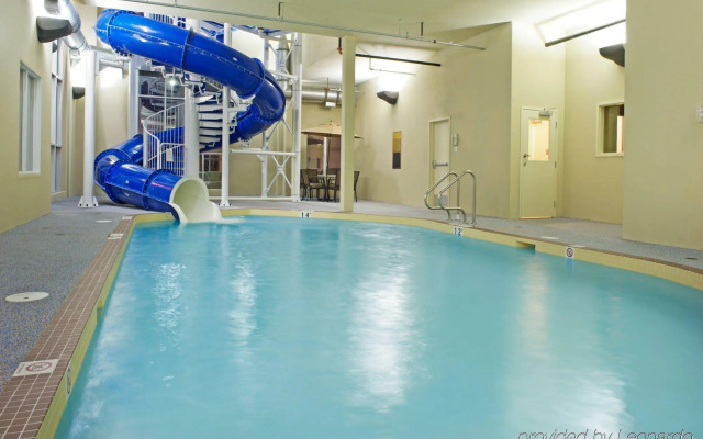 Holiday Inn Express Hotel & Suites Edson by IHG