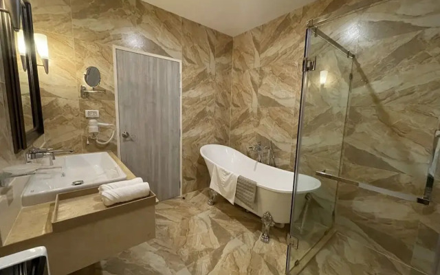 Le Cannes Hotel