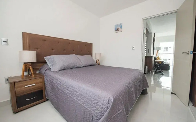 Cozy 2-Bedroom Retreat with Pool Access